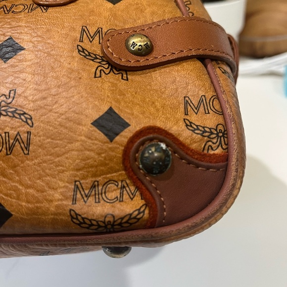 MCM COGNAC VISETOS HANDBAG - Picture 11 of 16